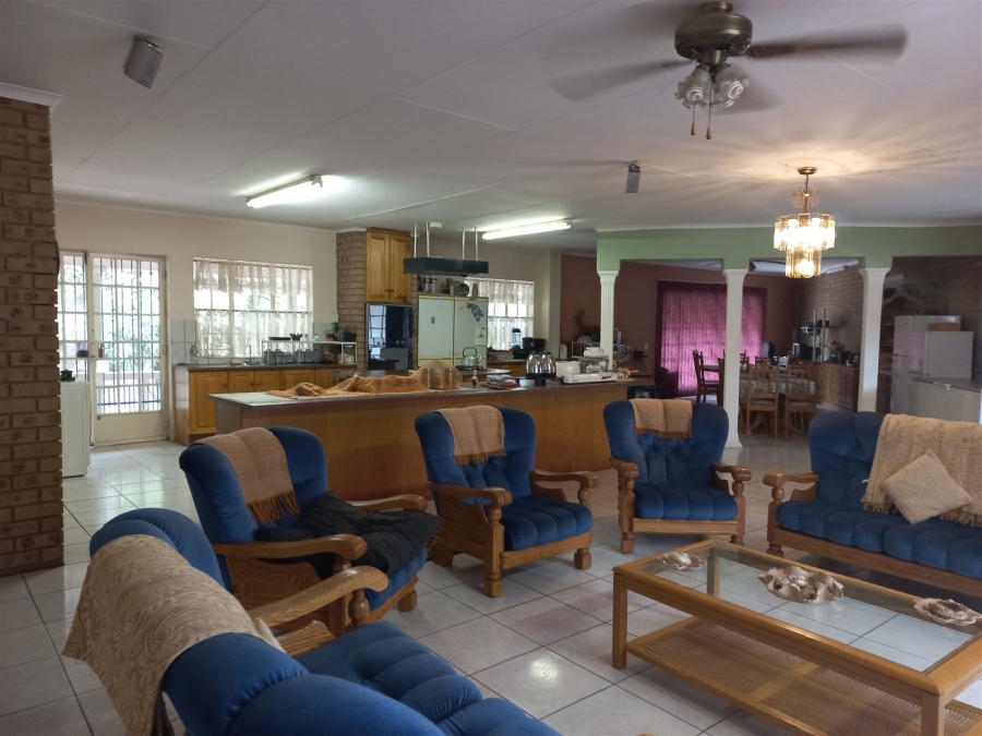 5 Bedroom Property for Sale in Cashan North West